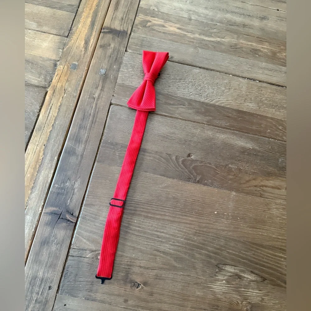 J. Khaki Vibrant Red Accessory